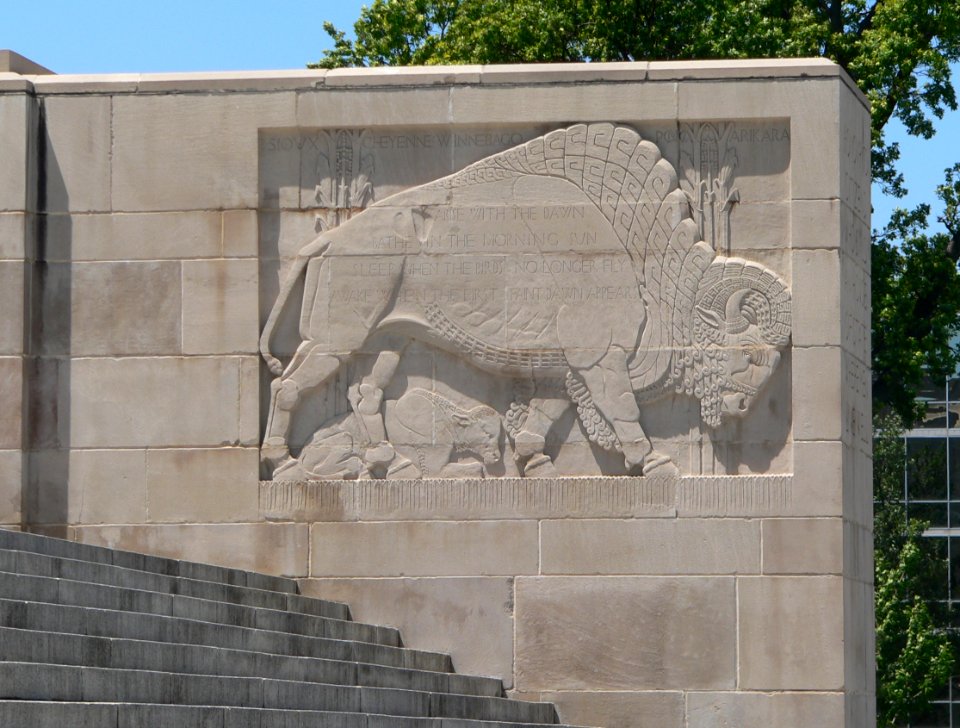 Nebraska State Capitol N entrance W balustrade inside 1