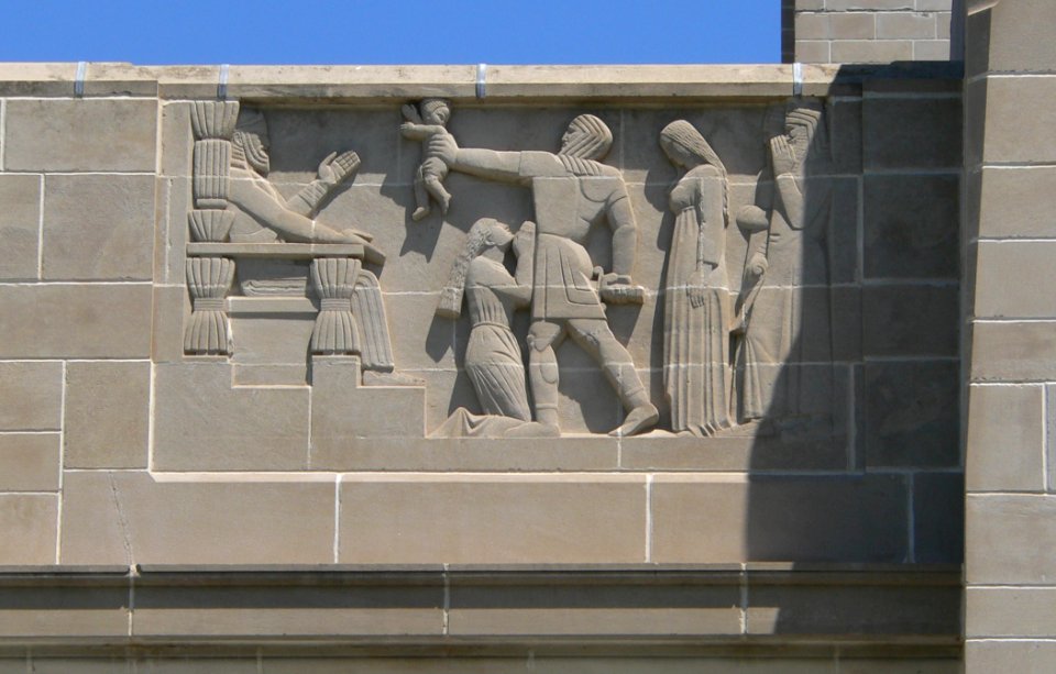 Nebraska State Capitol W side N of W entrance 1
