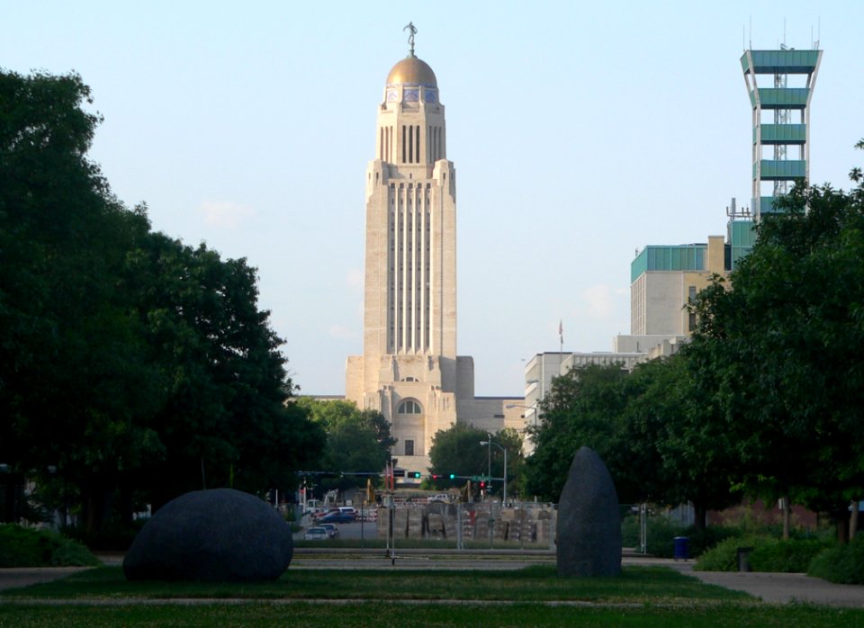 Nebraska State Capitol from N 1
