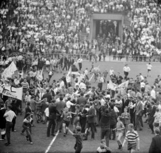NEC tegen Xerxes 0-0, NEC kampioen, overzicht huldiging, Bestanddeelnr 916-4458