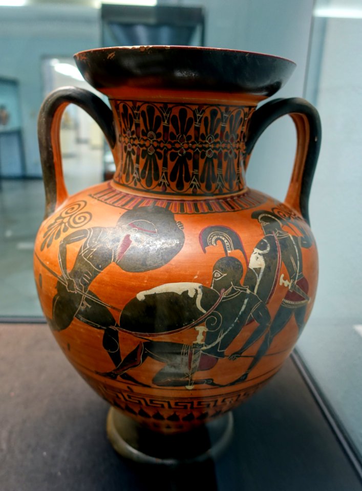 Neck amphora with Poseidon battling the giants, attributed to the Antimenes Painter, c. 520 BC, L 185 - Martin von Wagner Museum - Würzburg, Germany - DSC05575