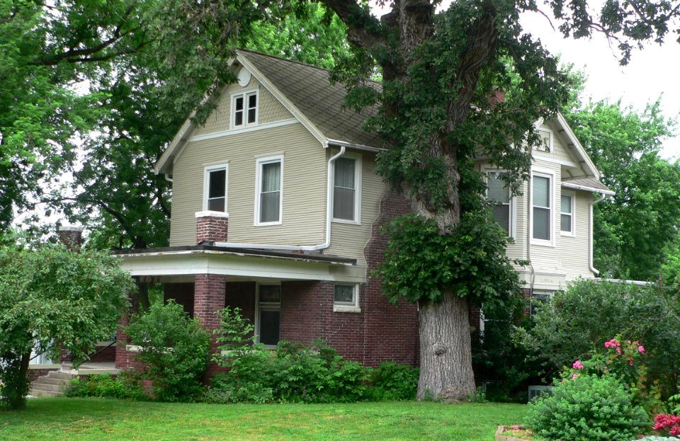 Nebraska City 420 N 10th St