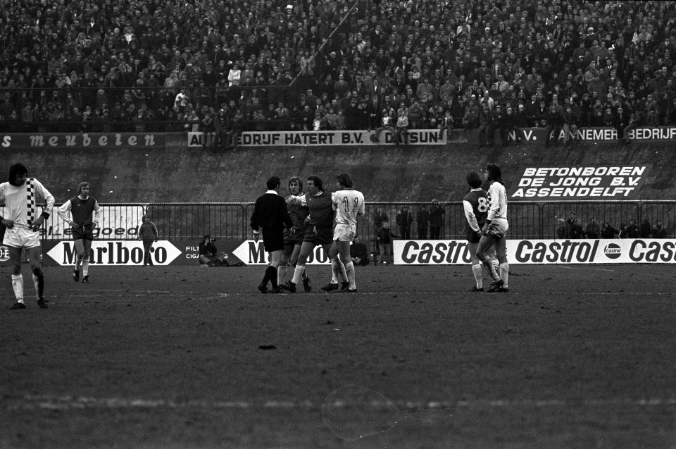 NEC tegen Feyenoord 2-3, spelmomenten, Bestanddeelnr 926-1551