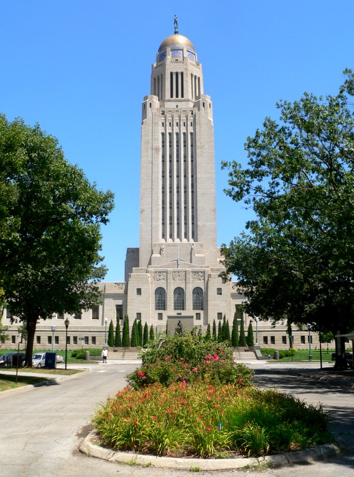 Nebraska State Capitol from W 1