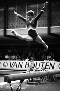 Nederlandse kampioenschappen turnen dames (Dordrecht) Monique Bolleboom (2e) in, Bestanddeelnr 929-9151