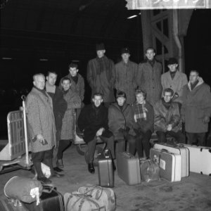 Nederlandse kernploeg naar Hamar vertrokken. Lamberts, Van der Grift, Verkerk, S, Bestanddeelnr 915-8673
