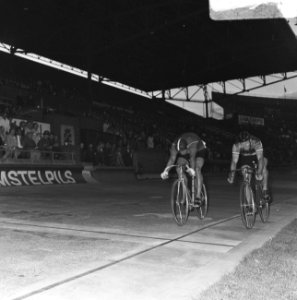 Nederlandse Kampioenschappen Wielrennen op baan in het Olympisch Stadion . Frans, Bestanddeelnr 920-5657