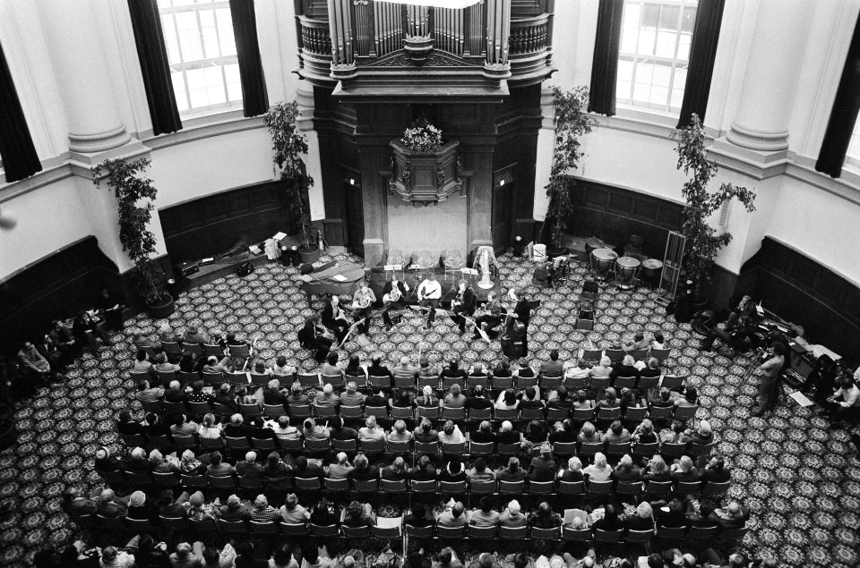 Nederlandse Blazersensemble geeft koffieconcert in Ronde Lutherse kerk in Amster, Bestanddeelnr 928-2009