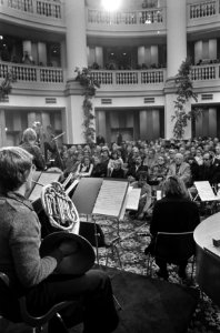 Nederlandse Blazersensemble geeft koffieconcert in Ronde Lutherse kerk in Amster, Bestanddeelnr 928-2008