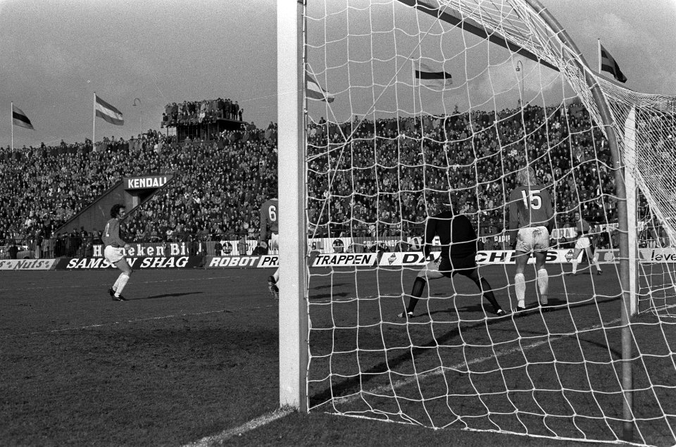 NEC tegen Ajax 0-2, Bestanddeelnr 926-2456