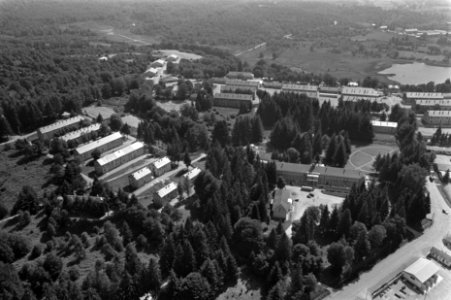 Nederlandse leger oefent in La Courtine , Frankrijk luchtopnamen, Bestanddeelnr 923-7344