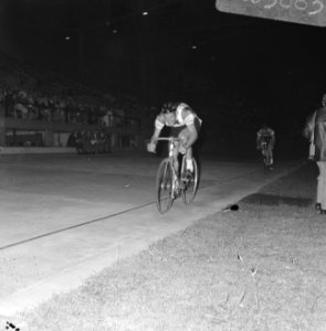 Nederlandse Kampioenschappen Wielrennen op baan in het Olympisch Stadion . Tieme, Bestanddeelnr 920-5663