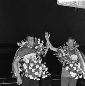 Nederlandse Kampioenschappen Wielrennen op baan in het Olympisch Stadion . Links, Bestanddeelnr 920-5646