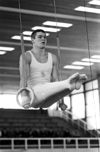 Nederlandse kampioenschappen Turnen heren Rotterdam. Hans Gunneman (kampioen) aa, Bestanddeelnr 921-2091