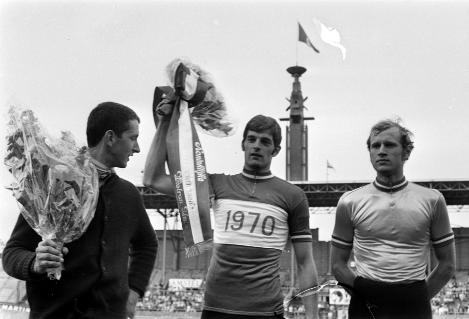 Nederlandse kampioenschappen wielrennen op de baan in Olympisch Stadion huldi…, Bestanddeelnr 923-7189