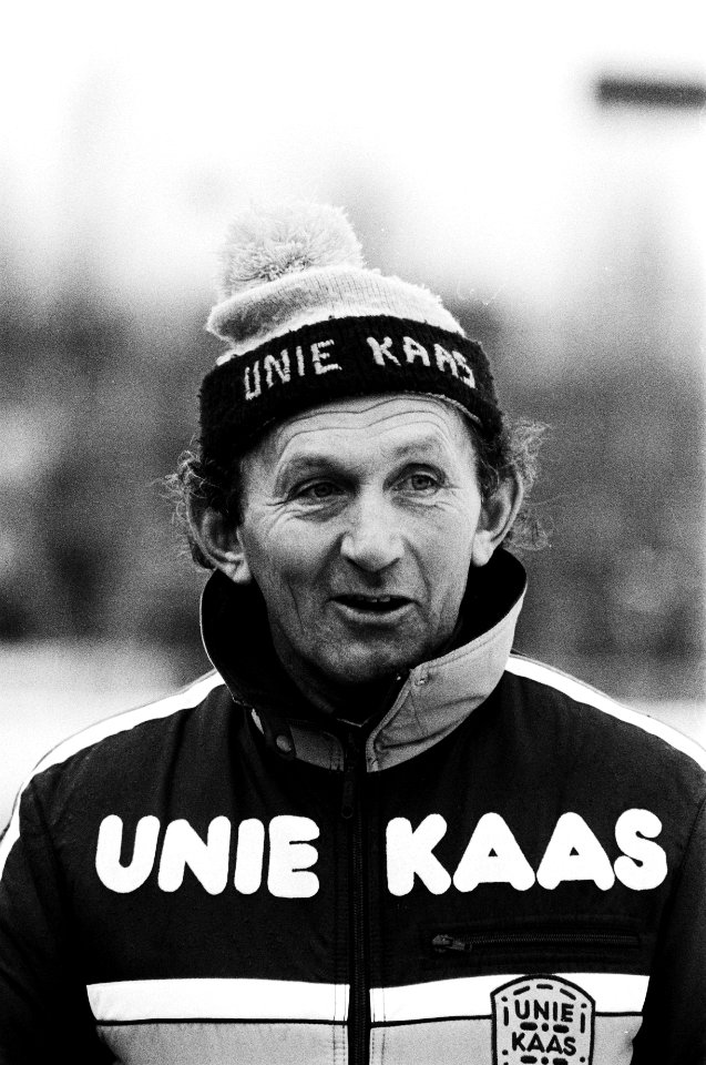 Nederlandse kampioenschappen schaatsen heren allround in Den Haag Coach Egbert , Bestanddeelnr 930-6112