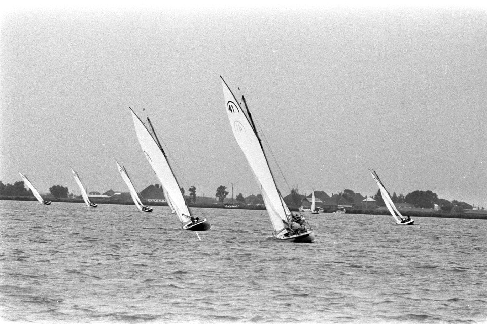 Nederlandse kampioenschappen Regenboogklasse zeilen op Alkmaardermeer, Bestanddeelnr 923-6800