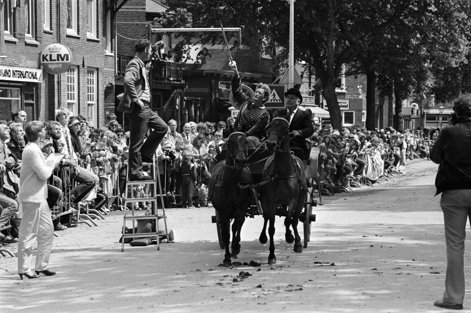 Nederlandse kampioenschappen ringsteken in Hoorn in kader van de Dag van het Pa, Bestanddeelnr 931-5915