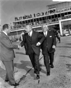Nederlandse Economische Missie naar Japan vertrokken, v.l.n.r. Reinvogels, Den U, Bestanddeelnr 917-8164