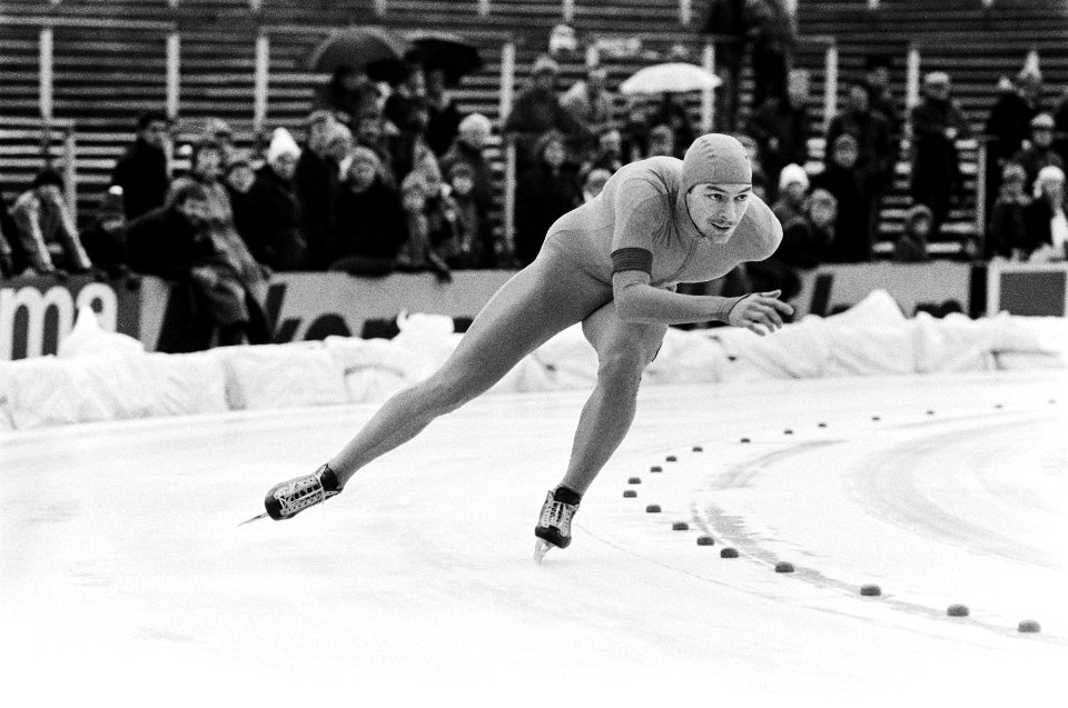 Nederlandse kampioenschappen schaatsen heren allround in Den Haag Hilbert van d, Bestanddeelnr 930-6123