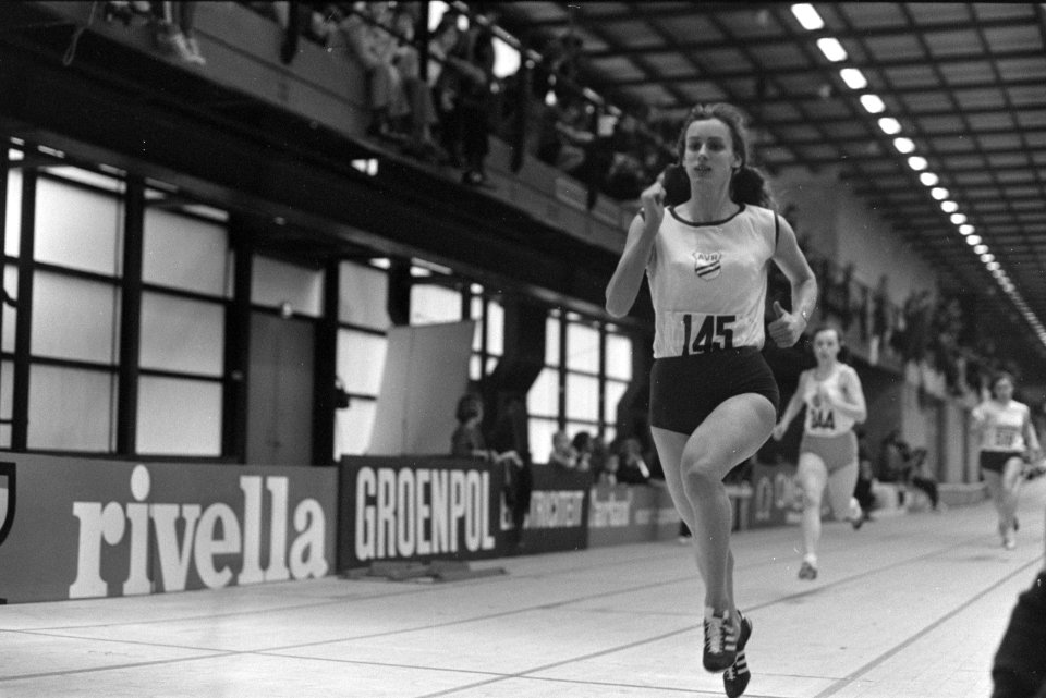Nederlandse kampioenschappen indooratletiek, in Energiehal, Rotterdam nr. 15, 1, Bestanddeelnr 924-2862