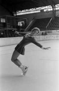Nederlandse kampioenschappen kunstrijden op de Hoky te Den Haag . Nr. 14 deelnem, Bestanddeelnr 914-9515
