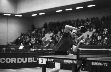 Nederlandse kampioenschappen tafeltennis te Utrecht, Van Spanje in aktie, Bestanddeelnr 931-3750