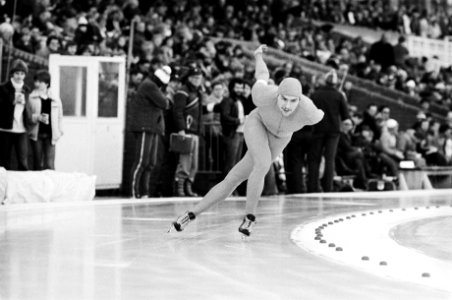 Nederlandse kampioenschappen schaatsen heren allround in Den Haag Hilbert van d, Bestanddeelnr 930-6089