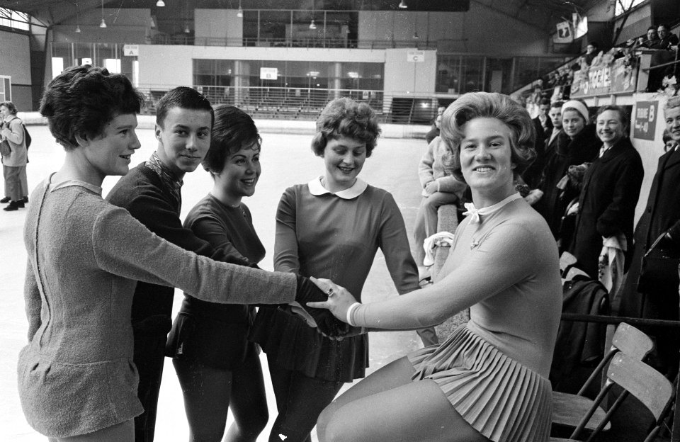 Nederlandse Kampioenschappen Kunstrijden Hoky Den Haag v.l.n.r. R.M. Hendriks W., Bestanddeelnr 913-6762