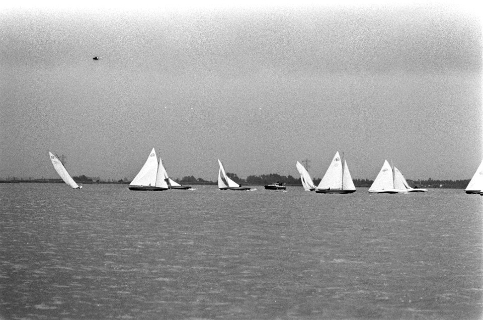 Nederlandse kampioenschappen Regenboogklasse zeilen op Alkmaardermeer, Bestanddeelnr 923-6798