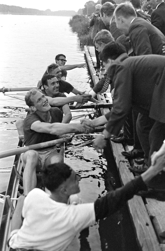 Nederlandse Kampioenschappen Roeien op de Bosbaan. Laga, vier met stuurman kampi, Bestanddeelnr 920-5203