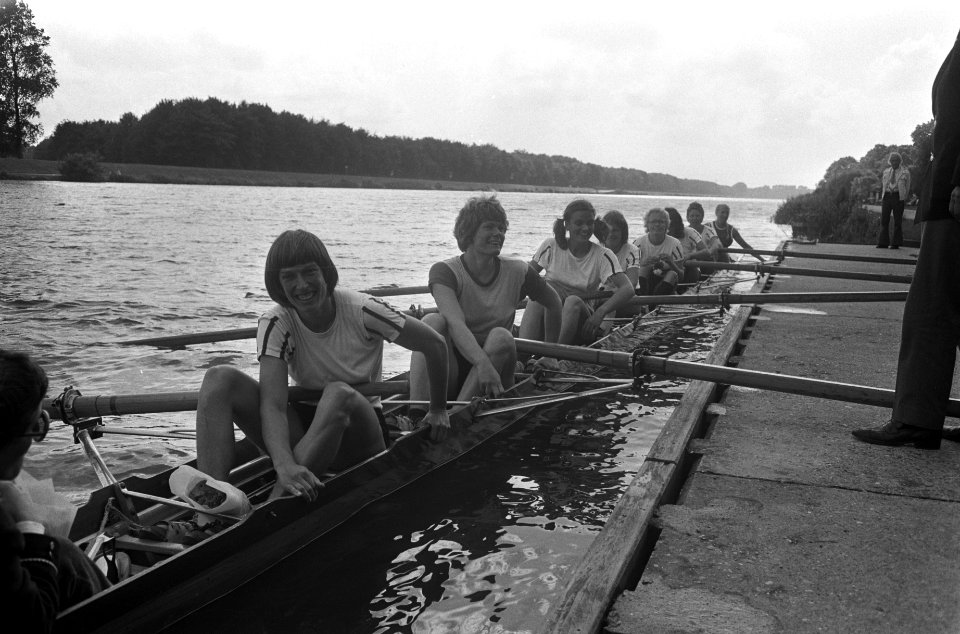 Nederlandse Kampioenschappen roeien voor dames en lichte heren op de Bosbaan, Ne, Bestanddeelnr 926-5608