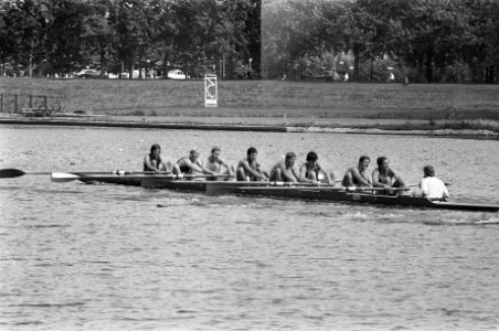 Nederlandse kampioenschappen roeien op Bosbaan de acht van Laga. Dudok werd eer, Bestanddeelnr 927-3654