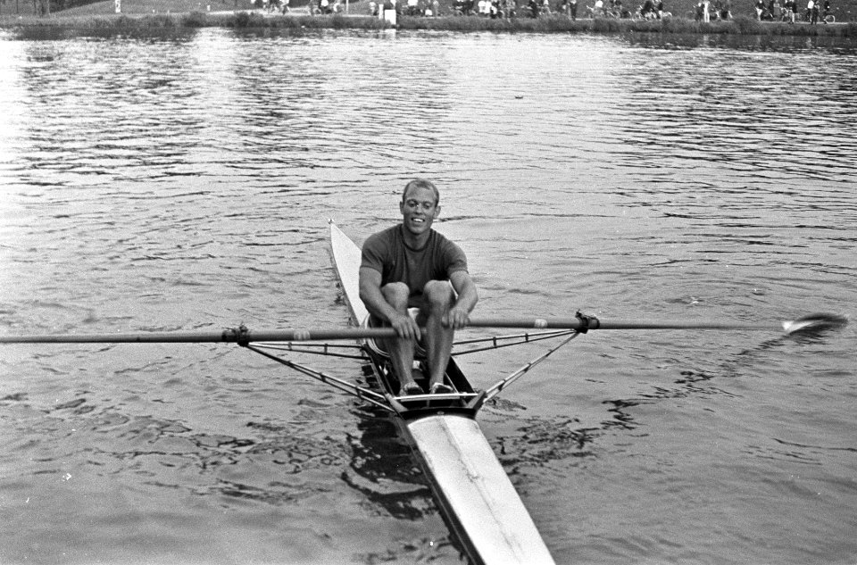 Nederlandse Kampioenschappen Roeien op de Bosbaan. Jan Wienese kampioen skif, Bestanddeelnr 920-5200