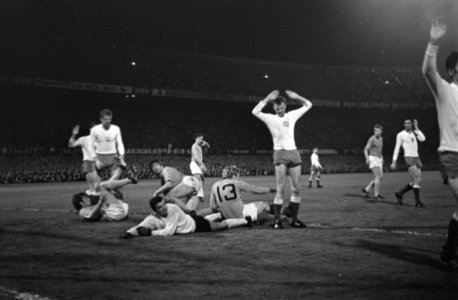 Nederland tegen Polen 1-0 voor doel Polen, Bestanddeelnr 922-3917