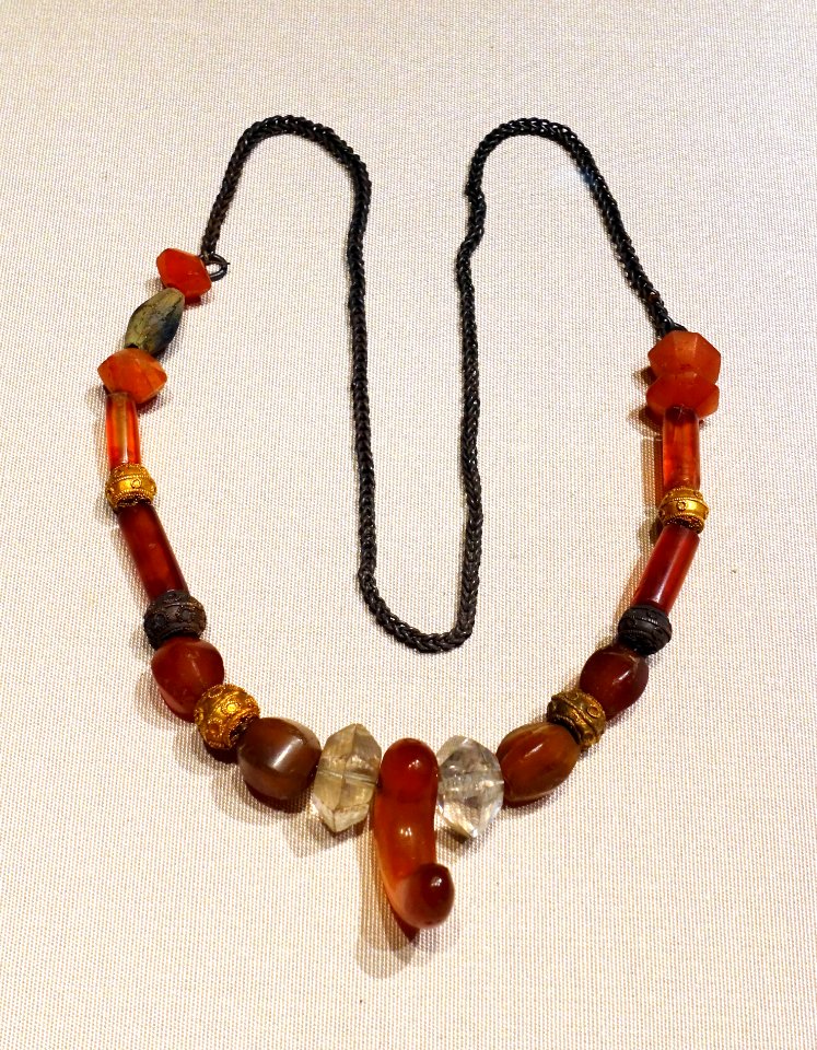 Necklace, excavated from Yangsan Bubuchong Tomb, Korea, Three Kingdoms period (Silla), early 500s AD - Tokyo National Museum - Tokyo, Japan - DSC08113