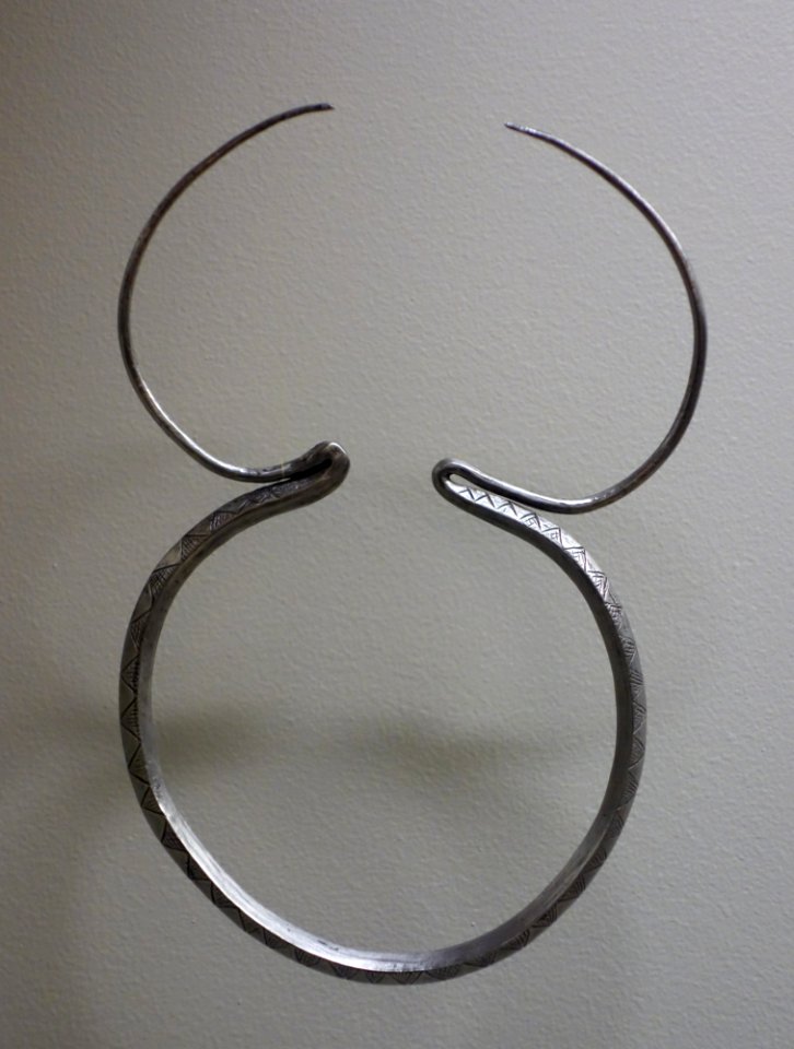 Necklace, iron - Madi, Suday - Royal Museum for Central Africa - DSC07042