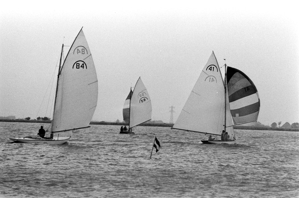 Nederlandse kampioenschappen Regenboogklasse zeilen op Alkmaardermeer, Bestanddeelnr 923-6796