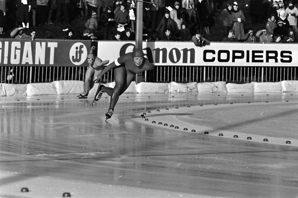 Nederlandse kampioenschappen schaatsen dames allround in Assen Ria Visser in ac, Bestanddeelnr 931-2508