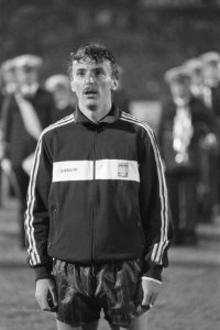 Nederland tegen Polen 0-0 in Olympisch Stadion in Amsterdam Lazarek, nr. 11, 12, Bestanddeelnr 933-8193