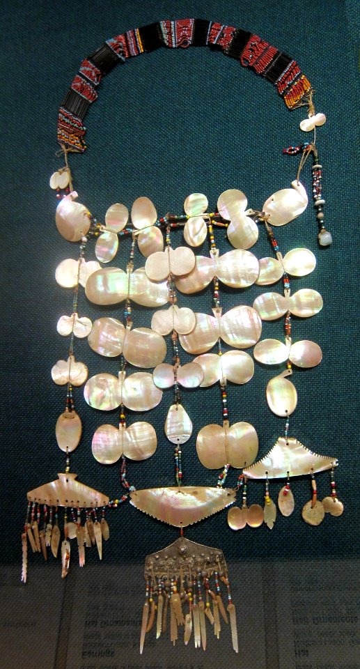 Necklace from Northern Luzon, Ilongot, brass, mother-of-pearl and beads, Honolulu Academy of Arts