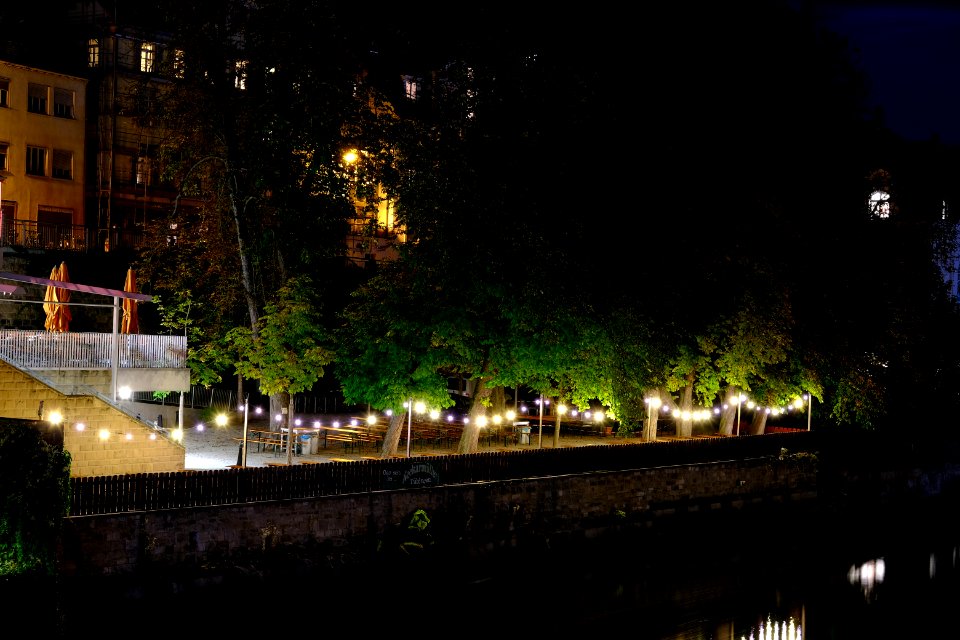 Neckarmueller-biergarten-bei-nacht photo