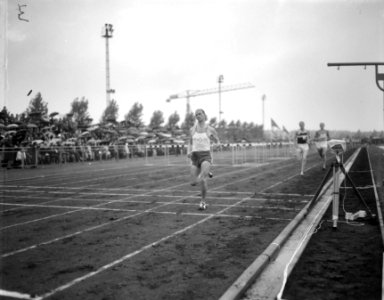 Nederlandse Kampioenschappen Atletiek, finish 1500 meter heren, eerste Snepvange, Bestanddeelnr 919-4290