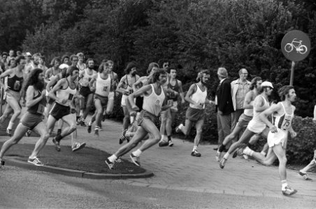 Nederlandse kampioenschappen 25 kilometer hardlopen in Winschoten, Bestanddeelnr 927-3908