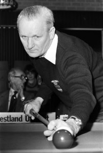 Nederlandse kampioenschappen driebanden in Heeswijk Jan Doggen in aktie, Bestanddeelnr 928-9415