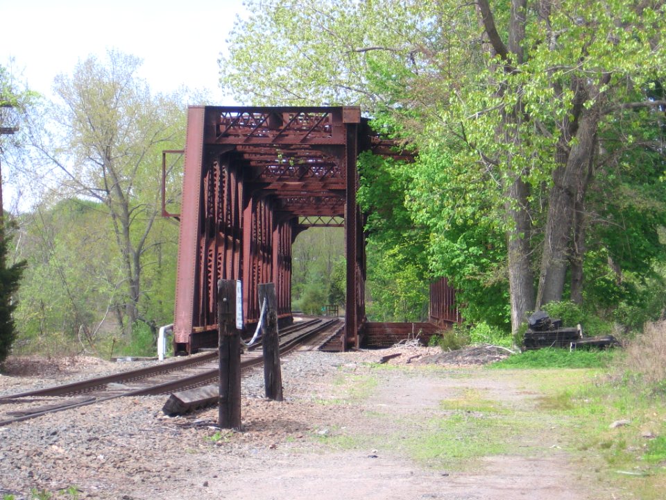 Naugatuck through truss bridge 100