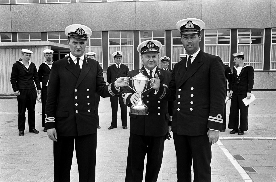 NATO Verbindingswedstrijd in Marine-opleidingskamp te Amsterdam, de vier winnaar, Bestanddeelnr 917-8773