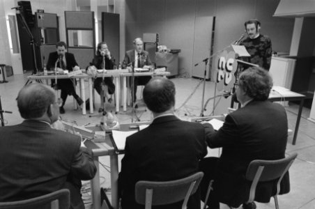 NCRV-radioquiz Heer en Meester , opdracht Sijthof, Bestanddeelnr 934-3685