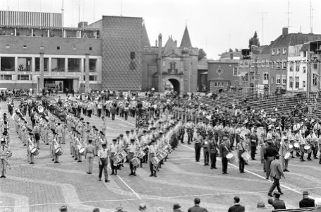 Nato Taptoe te Arnhem, Bestanddeelnr 919-2799
