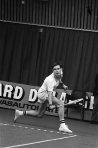 Nationale tenniskampioenschappen overdekte banen Amsterda kampioen Loek Sanders , Bestanddeelnr 927-7597